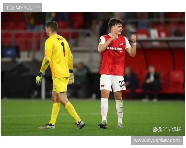 阿尔克马尔与特温特的激烈对决展现荷甲足球的魅力与精彩